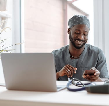 medico en telemedicina
