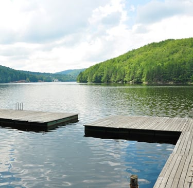 Lacul Văliug vazut de sus