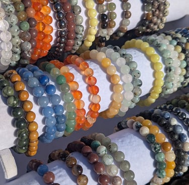 Bracelet crées avec différentes pierres