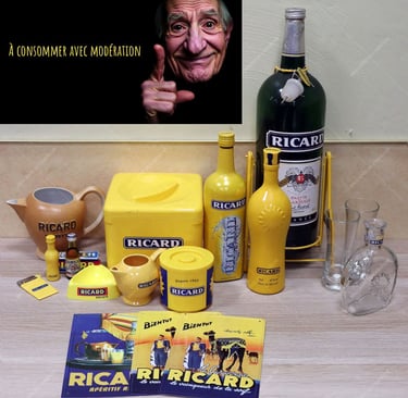Collection Ricard, verre, pichet, carafe, seau à glaçon, bouteille, cendrier, briquet, publicité, plaque émaillée.