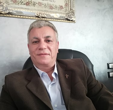 Major General Ayman Sayed El-Ahl,explaining leadership skills program and training on high-risk decision-making (HRDA)