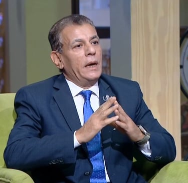 "اللواء أيمن سيد الأهل - مدرب دورة القيادة تحت الضغط وتحويل التحديات إلى فرص في الإمارات"