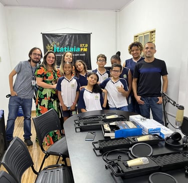 Visita dos alunos do colégio municipal Reinaldo Maia Souto