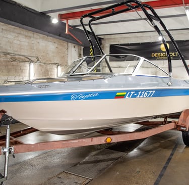 Automobiliu poliravimas Kaune. Įbrėžimų šalinimas Kaune. Apsauginės dangos.  Nano danga. Padengimas 