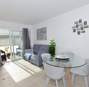 Foto de el salón de un apartamento en alquiler vacacional en Corralejo Fuerteventura