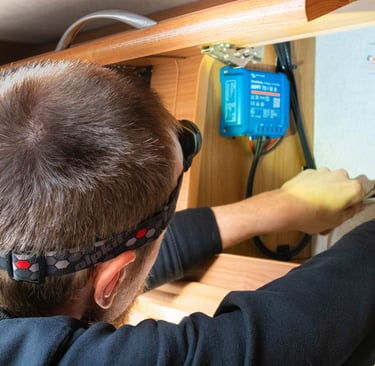 Installing Victron Solar Controller