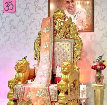 Saharanpur Micro Manufacturing Uttar Pradesh (SMMUP) presents sacred Guruji Chair, Deity Chair & Woo