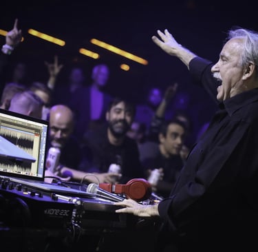 GIORGIO MORODER SINTETIZADOR