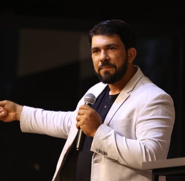 Pastor Mycon