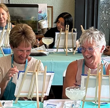 Fun girls' trip to paint party in Cozumel