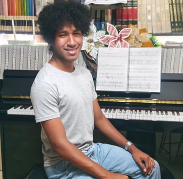 Clases de piano para adultos en Guayaquil - Nivel principiante y avanzado