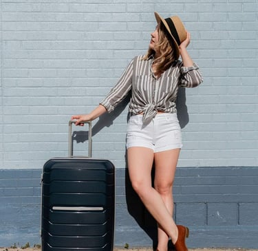 Solo Traveler with Samsonite Luggage 
