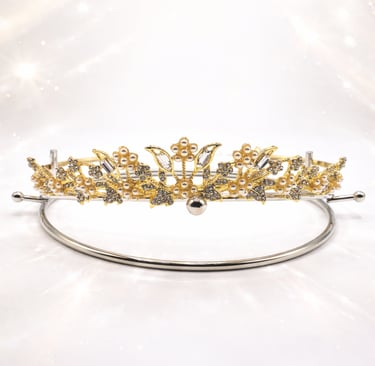 One (1) premium tiara from Tiara4Harper ✔ Free shipping ✔ No purchase required ✔ Winner chooses from