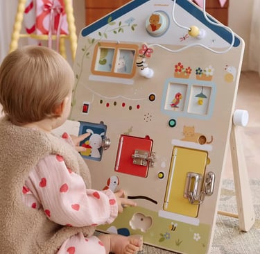 planche d'activités sons et lumières en bois