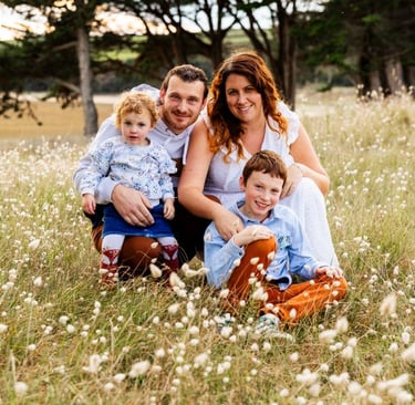 Portrait de la vidéaste de mariage à saint malo avec sa famille