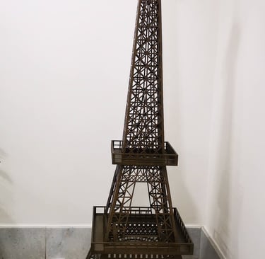 Torre em MDF