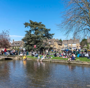 Viziteaza cotswold-si-bourton-on-the-water