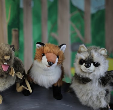 Die Ratte, Der Fuchs, Der Waschbär beim spielen Staufenberger Puppentheater