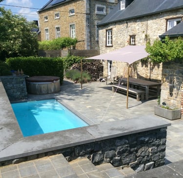 Piscine de la maison d'hôtes à Crupet