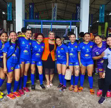 a group of women soccer players posing for a picture