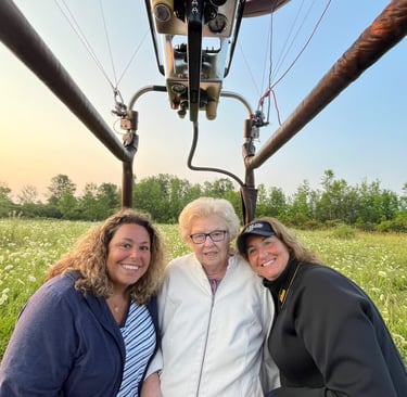 happy passengers during a hot air balloon ride in binghamton new yok