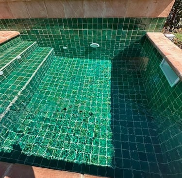 Terre cuite émaillée piscine