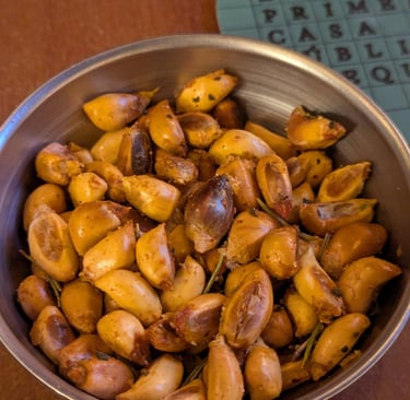 Free corn snack with chilli and rosmary at Chelawasi Public House in Arequipa