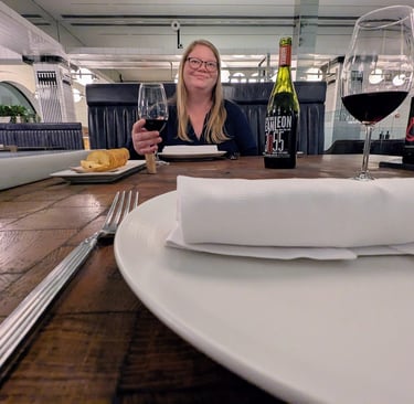 Lomo Alto huge tables