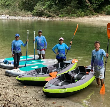 Kayak tour en el rio Don Diego en la Sierra Nevada de Santa Marta