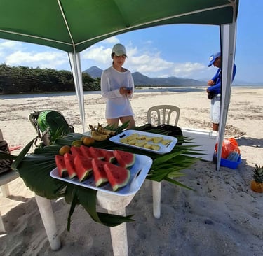 Fruit picnic with paddle borad tour Don Diego river colombia Magdalena
