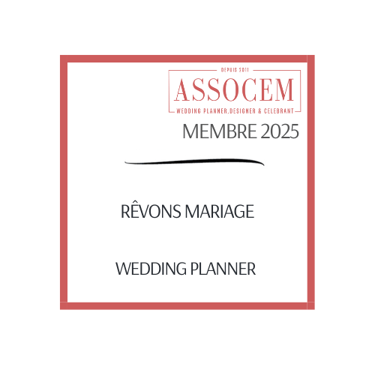 Macaron indiquant que Rêvons Mariage est membre de l'Assocem