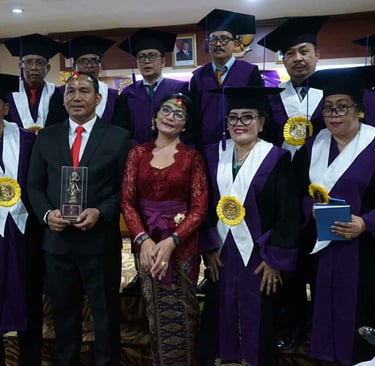 Made Arka memaparkan “Dinamika Sistem Aguron-Guron Calon Sulinggih di Kota Denpasar