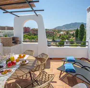 Pueble Evita self catering holidays lovely balcony