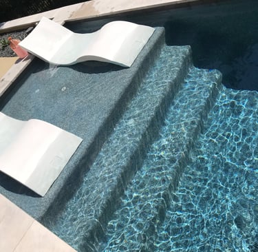 San Antonio Texas swimming pool cleaning service