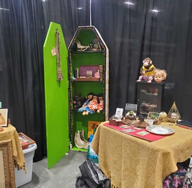 Curious and odd products to stimulate the imagination