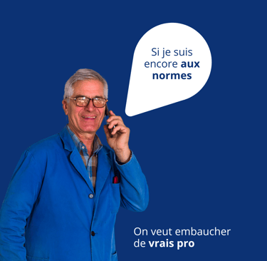 employé au téléphone