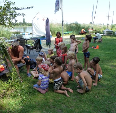 Kinder in der Segelschule VII