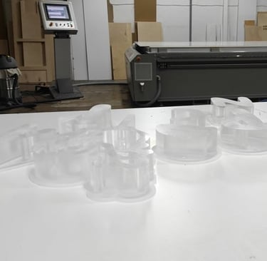 Organinio Stiklo Formu Frezavimas