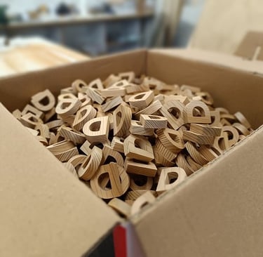 Raidziu Frezavimas is Medzio Vilniuje