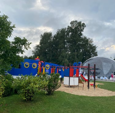 Plane view park kupolas