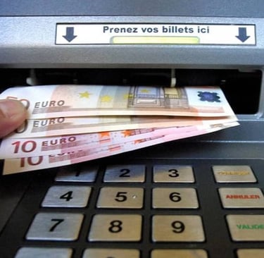 Arnaque de serrurier, aller au distributeur de billets