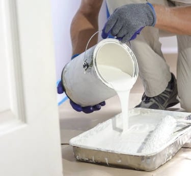 Peinture intérieure Nantes Peintre murs et plafonds Rennes Travaux peinture Angers Peintre