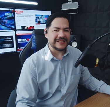 Studio Bizz Podcas Hector villamil