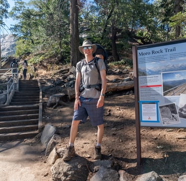 Start of Moro Rock Trail