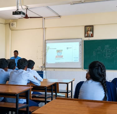YouTube marketing and video editing training session