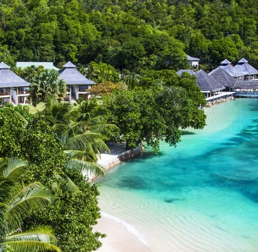 Le Domaine de La Réserve (Praslin Island) - photo courtesy of Expedia