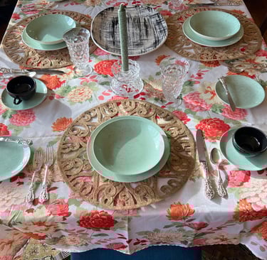 Vintage table linen, Blue Ridge China, Tablescaping