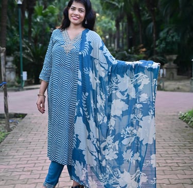 full-view-of-blue-leheriya-satin-kurta-set-with-lace-detailing-on-pants