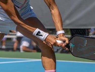 double hands back hand