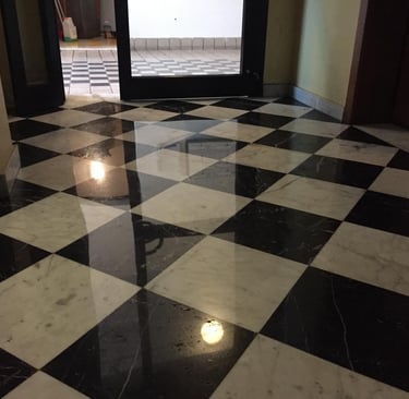 Polissage et cristallisation de marbre par DG Services - rénovation haut de gamme en Suisse romande